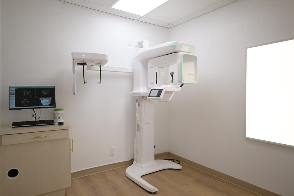 Digital 3D X-ray equipment at AiCare Orthodontics